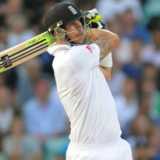 Bad light denies England as Ashes ignite