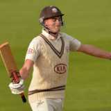 Record-breaking Sibley shows Surrey the light
