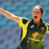 Farrell leads Australia to 2-1 win