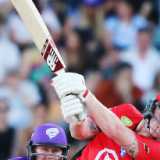 Stokes, bowlers smother Hurricanes