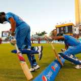 Middle-order masterclass hides troubles at the top
