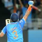 Raina, Dhoni ensure clean slate