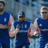 Weary Australia look to seal series