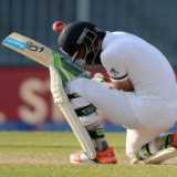 ECB confirms professional cricketers must wear helmets