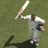 Cautious Warner escapes thumb scare