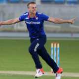 Curran and Billings take Lions to decider