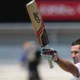 Elgar carries his bat but SA struggle