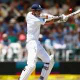 Hales' choice offers chance for chasing pack