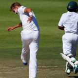 Broad fined after telling Dar 'get on with the game'