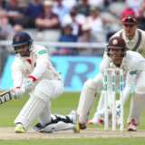 Petersen ton sets up Lancashire