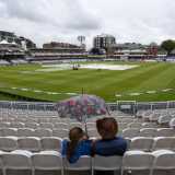 Rain has final say as Sri Lanka carry fight
