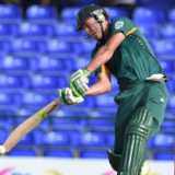De Villiers slams ton on return from injury