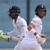 Duckett and Hameed make Test cases