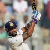 Vijay lays down gauntlet, England retreat