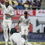 Lyon leads Australia's comeback on see-saw day