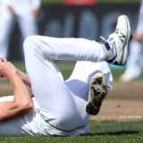 'Give the fielding team three balls to pick from' - Morkel