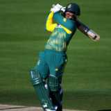 De Kock brushes off cobwebs with powerful hundred