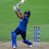 Chamari Atapattu's one-woman effort