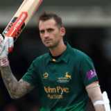 Hales' record-breaking 187* leads Notts to trophy