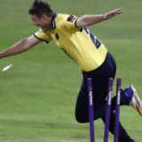 Last-ball run-out for Wakely as Bears pip champions