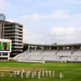Guard of honour for Read - but victory far from guaranteed