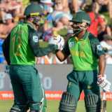 Bavuma expects de Kock to return with 'point to prove'