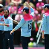 England overcome late wobble to square ODI series