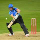 Cox agrees Worcestershire contract extension
