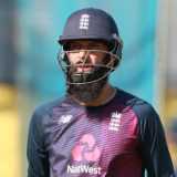 Spurned Moeen begins the long kiss goodnight