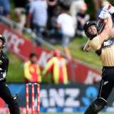 NZ survive Stoinis-Sams onslaught to earn 2-0 series lead
