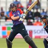Nat Sciver smashes 27-ball 55 in England's 18-run DLS win over India