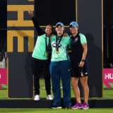 Marizane Kapp's all-round heroics help Oval Invincibles clinch Hundred title
