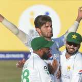 Afridi brings Pakistan back in the contest after Taijul puts Bangladesh on top