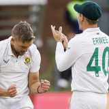 Mulder, Olivier hurt Bangladesh after Maharaj lifts SA to 453