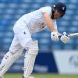 Bad light denies grandstand finish after Compton, Robinson anchor Kent rearguard