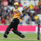 Villani steers Rockets to victory that keeps play-off hopes alive