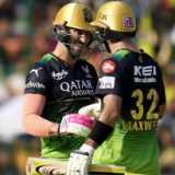 Maxwell and du Plessis set RCB up for tight victory