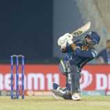 Titans shed batting conservatism to move up a gear