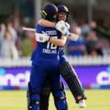 Heather Knight shines bright to keep England's Ashes hopes alive