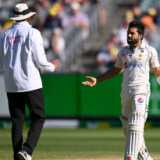 Hafeez says 'inconsistent umpiring' and 'technology curse' cost Pakistan the MCG Test