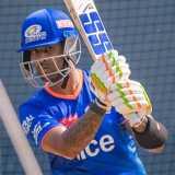Suryakumar Yadav links up with Mumbai Indians at Wankhede