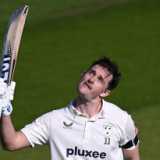 Roderick hundred lifts Worcestershire on return to action