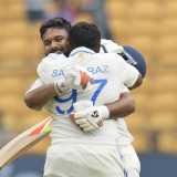 Eccentric, electric - the Sarfaraz & Pant show