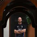 Leach comes back stronger for England after feeling the love