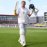 Root marches on towards Test summit