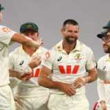Neser comes back from the brink to leave England on the edge