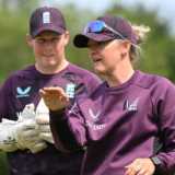 Sarah Taylor appointed England Men's Test fielding coach for New Zealand series