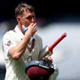 Labuschagne defying broken thumb in Queensland title quest
