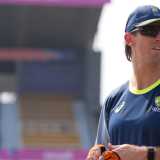 Undermanned Australia get campaign going against dangerous Ireland