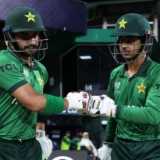 New-look Pakistan take on inconsistent Hong Kong for semi-final spot